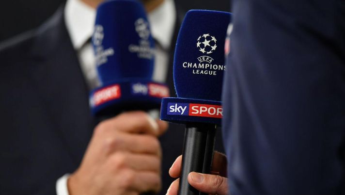 Sky adegua i prezzi del pacchetto ‘Calcio’: il costo dell’abbonamento Sky adegua i prezzi del pacchetto ‘Calcio’: il costo dell’abbonamento - immagine 1