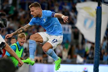 Immobile trascina la sua Lazio e la fa grande. L Olimpico canta