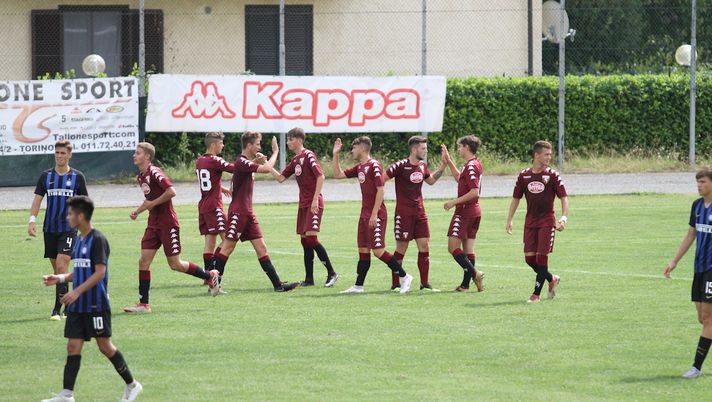 L'esultanza della Berretti del Torino nella vittoria in amichevole sull'inter 