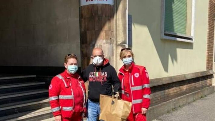 Gli ultras monzesi a disposizione totale dell'ospedale San Gerardo 