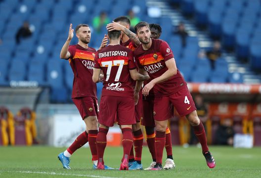 ROME, ITALY - MAY 09: Lorenzo Pellegrini of A.S Roma celebrates with Henrikh Mkhitaryan and Bryan Cristante after scoring their side's third goal during the Serie A match between AS Roma and FC Crotone at Stadio Olimpico on May 09, 2021 in Rome, Italy. Sporting stadiums around Italy remain under strict restrictions due to the Coronavirus Pandemic as Government social distancing laws prohibit fans inside venues resulting in games being played behind closed doors. (Photo by Paolo Bruno/Getty Images) ROME, ITALY - MAY 09: Lorenzo Pellegrini of A.S Roma celebrates with Henrikh Mkhitaryan and Bryan Cristante after scoring their side's third goal during the Serie A match between AS Roma and FC Crotone at Stadio Olimpico on May 09, 2021 in Rome, Italy. Sporting stadiums around Italy remain under strict restrictions due to the Coronavirus Pandemic as Government social distancing laws prohibit fans inside venues resulting in games being played behind closed doors. (Photo by Paolo Bruno/Getty Images)