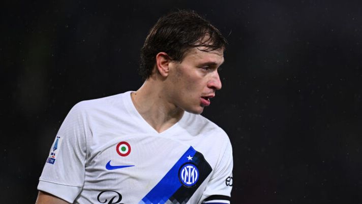 BOLOGNA, ITALY - MARCH 09: Nicolo Barella of FC Internazionale in action during the Serie A TIM match between Bologna FC and FC Internazionale - Serie A TIM at Stadio Renato Dall'Ara on March 09, 2024 in Bologna, Italy. (Photo by Mattia Ozbot - Inter/Inter via Getty Images) (Photo by Mattia Ozbot - Inter/Inter via Getty Images) I voti di Bologna-Inter per il fanta: Barella come Zirkzee e Bastoni super! La scelta su Orsolini - immagine 1