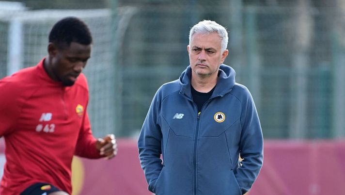 Stop alle bravate fuori dal campo, Mou non perdona - immagine 1