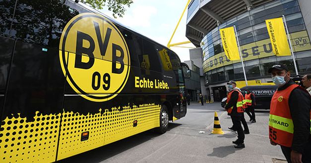 Derby di Germania, perdono tutti: il Borussia e il falso pullman del conduttore tv- immagine 2
