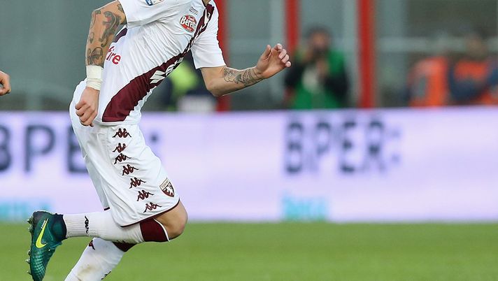 CROTONE, ITALY - NOVEMBER 20:  Daniele Baselli of Torino during the Serie A match between FC Crotone and FC Torino at Stadio Comunale Ezio Scida on November 20, 2016 in Crotone, Italy.  (Photo by Maurizio Lagana/Getty Images)