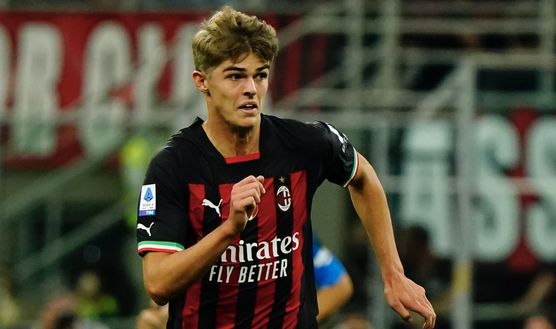 Charles De Ketelaere (attaccante AC Milan) qui durante Milan-Napoli 1-2 (Serie A 2022-2023) | News (Getty Images) Charles De Ketelaere AC Milan Milan-Napoli 1-2 Serie A 2022-2023