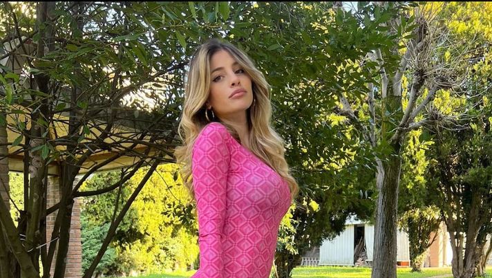 Un’hater a Chiara Nasti: “Hai aria superiore, ti seguono sfigati”. Lei replica - immagine 1