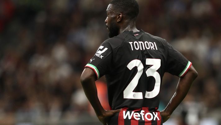 Fikayo Tomori (difensore AC Milan), qui durante Milan-Napoli 1-2 (Serie A 2022-2023) | News (Getty Images) Fikayo Tomori AC Milan Milan-Napoli 1-2 Serie A 2022-2023