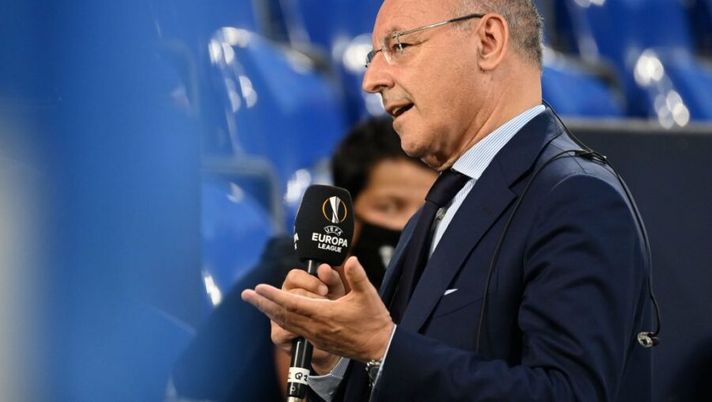 Giuseppe Marotta, CEO for sport at Inter Milan gives an interview prior to the UEFA Europa League round of 16, football match Inter Milan v Getafe on August 5, 2020 in Gelsenkirchen, western Germany. (Photo by Ina Fassbender / POOL / AFP) (Photo by INA FASSBENDER/POOL/AFP via Getty Images) Marotta: “Scambio Dzeko-Sanchez, scelta definitiva! Eriksen, Lautaro e il mercato…” - immagine 1