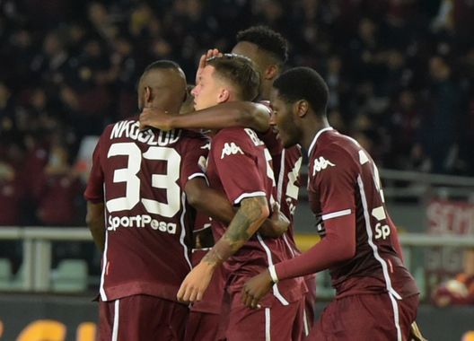 during the Serie A match between Torino FC and Frosinone Calcio at Stadio Olimpico di Torino on October 5, 2018 in Turin, Italy. during the Serie A match between Torino FC and Frosinone Calcio at Stadio Olimpico di Torino on October 5, 2018 in Turin, Italy.