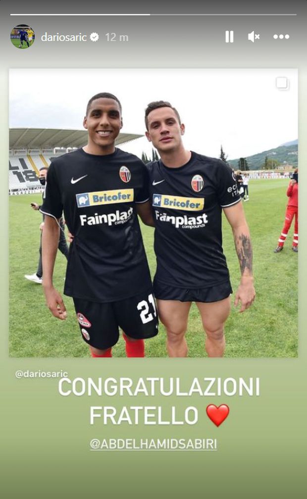 FOTO Palermo, Saric si congratula con Sabiri per la vittoria del Marocco sul Belgio Palermo