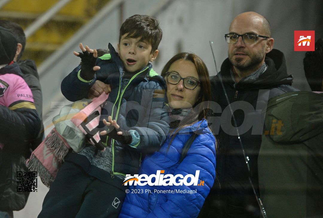 FOTOTIFO Palermo-Modena 5-2, gli scatti ai tifosi al “Renzo Barbera” (Gallery) - immagine 7