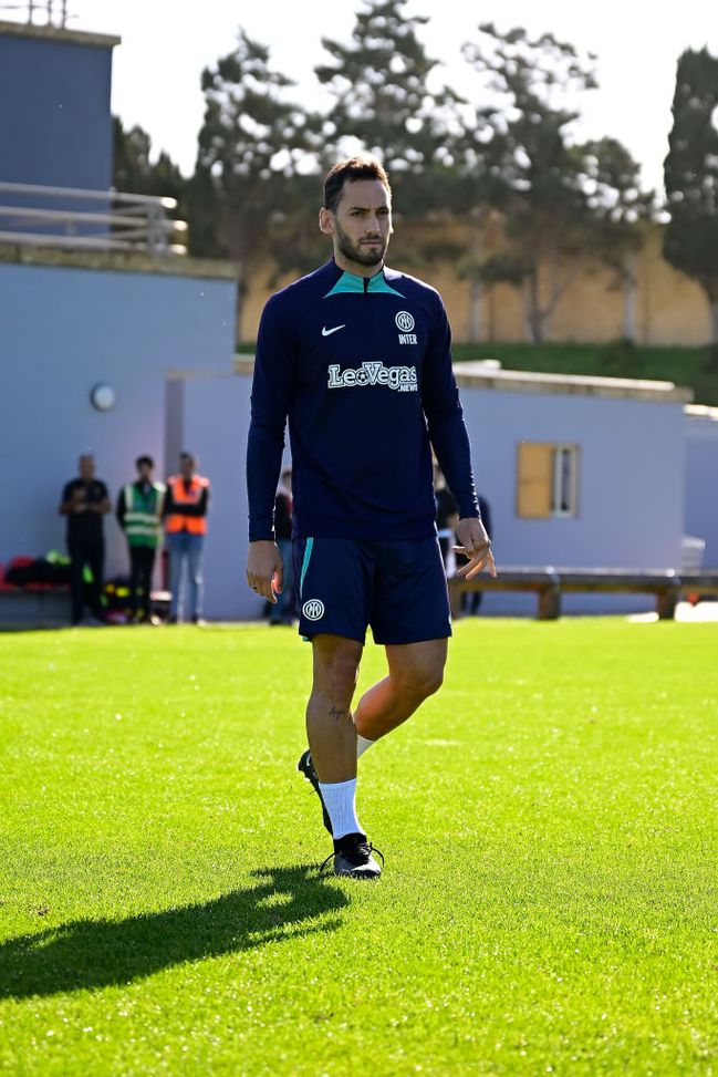 Inter, primo allenamento a Malta. E sulle maglie compare LeoVegas come sponsor- immagine 3