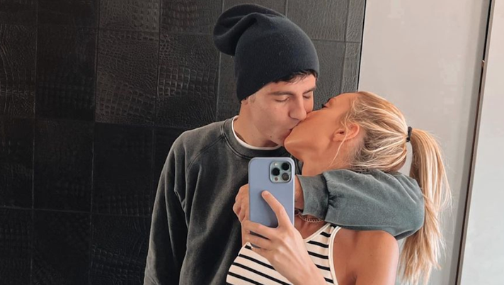 Alice super innamorata del suo Alvaro. Lady Morata, bacio appassionato sui social - immagine 1