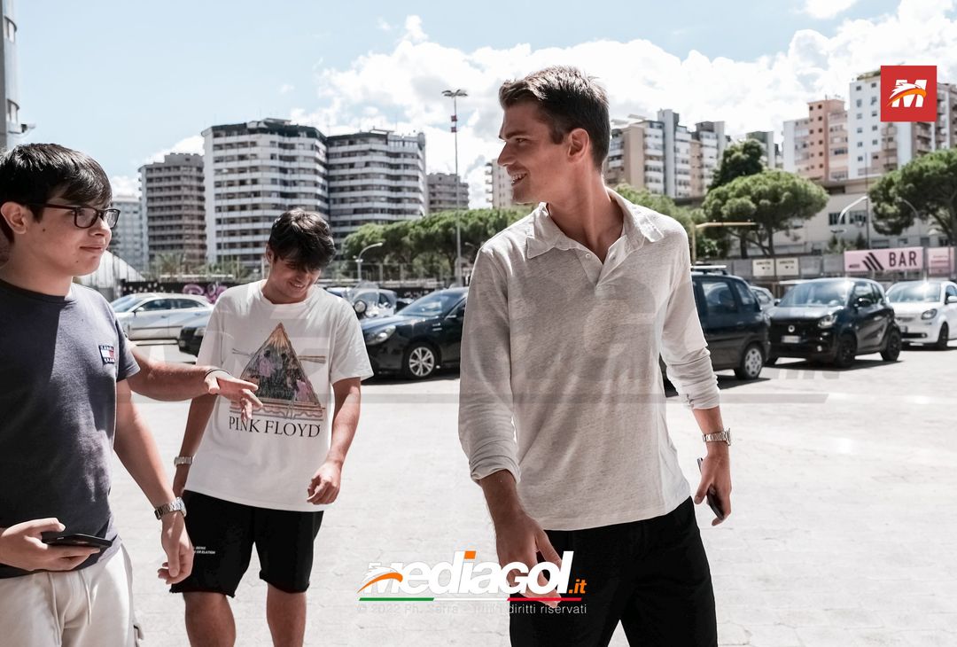FOTO PALERMO, Jacopo Segre al ‘Renzo Barbera’ per la firma (Gallery) - immagine 8