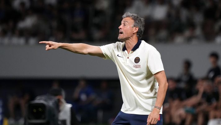 TOKYO, JAPAN - AUGUST 01: Luis Enrique of Paris Saint-Germain in action during the pre-season friendly match between Paris Saint-Germain and FC Internazionale on August 01, 2023 in Tokyo, Japan. (Photo by Koji Watanabe/Getty Images)  Barcellona PSG