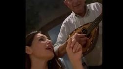 VIDEO / Del Piero, vacanze in famiglia. E Sonia si scatena con “O sole mio”