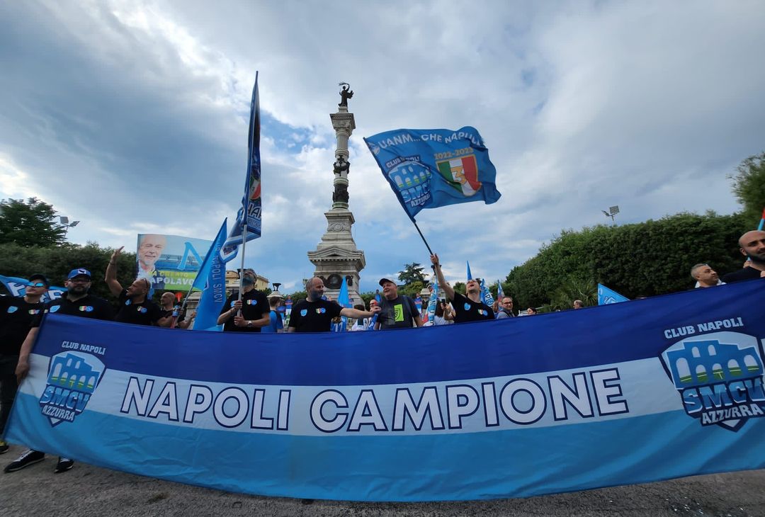 GALLERY I club UANM festeggiano lo Scudetto allo stadio Dall’Ara e dalle sedi - immagine 30