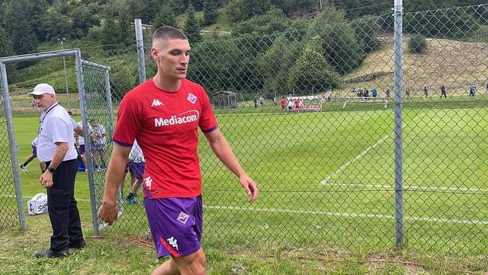 Milenkovic, annuncio del rinnovo già in settimana? Firenze ci crede Milenkovic Fiorentina Galatasaray