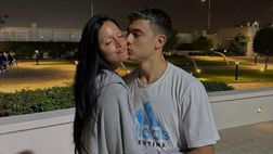 Fiori di Dybala per la fidanzata, la mamma di Oriana si lascia scappare “marito”: nozze segrete?