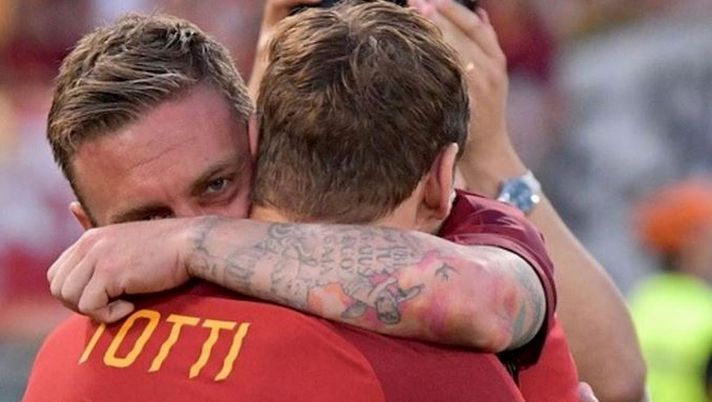 De Rossi Dice Addio Alla Roma Totti Lo Saluta Il Post è Commovente Golssip 