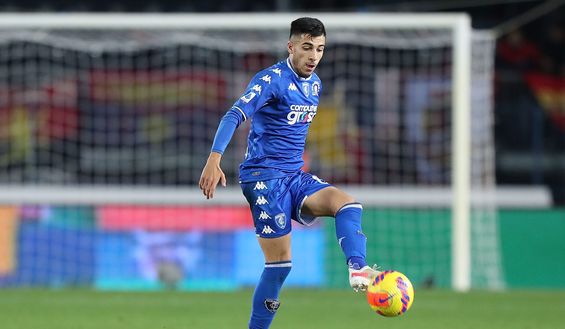 EMPOLI, ITALY - NOVEMBER 05: Fabiano Parisi of Empoli FC in action during the Serie A match between Empoli FC v Genoa CFC at Stadio Carlo Castellani on November 5, 2021 in Empoli, Italy. (Photo by Gabriele Maltinti/Getty Images) Parisi