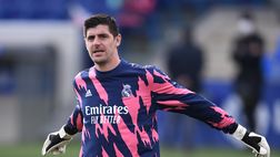 Real Madrid, Courtois incoraggia… il Barcellona: “Lotterà fino alla fine”