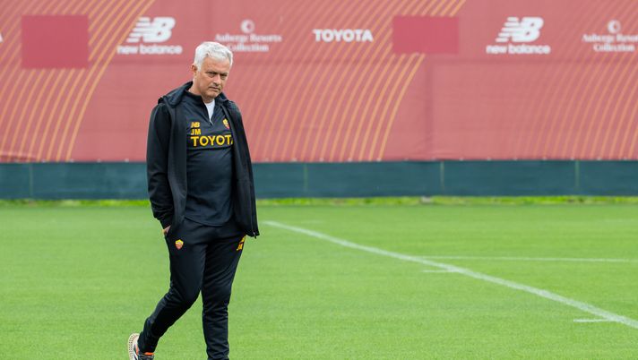 Mourinho, i suoi manager a Trigoria. Smalling rinnova - immagine 1