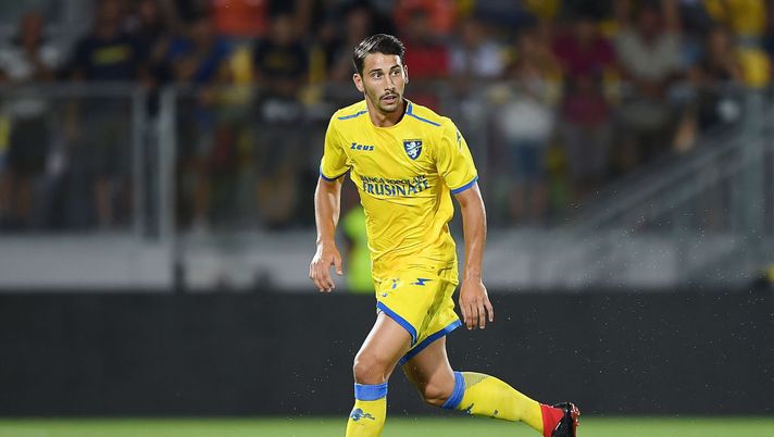 FROSINONE, ITALY - AUGUST 09:  Edoardo Goldaniga of Frosinone Calcio in action during the Pre-Season Friendly match between Frosinone Calcio and Real Betis on August 9, 2018 in Frosinone, Italy.  (Photo by Francesco Pecoraro/Getty Images) 