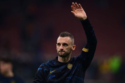 Lobotka, nuovo metronomo del Napoli: si accende il duello a distanza con Brozovic- immagine 2