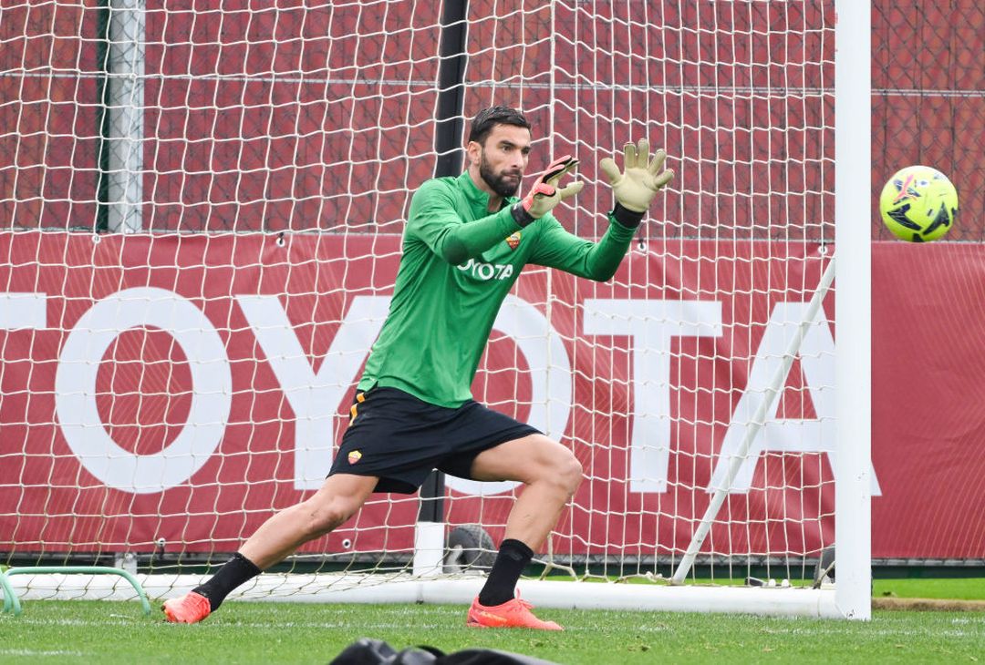 Roma, seconda giornata di allenamenti aspettando il Bologna – FOTO GALLERY - immagine 15