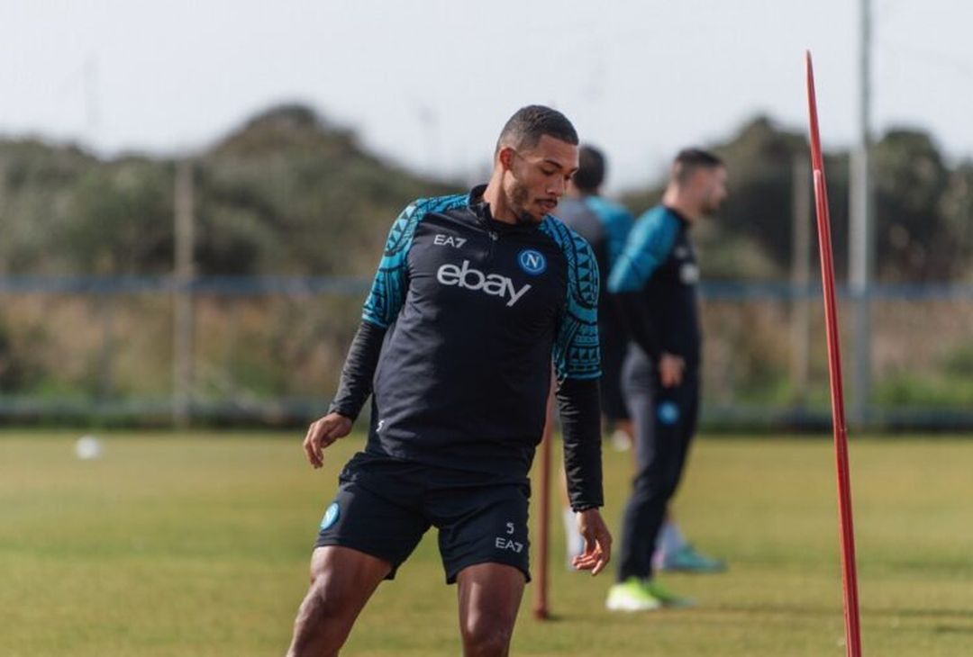 GALLERY Seduta del Napoli in vista del Barcellona: gli scatti dell’allenamento- immagine 1