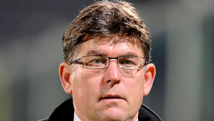 FLORENCE, ITALY - NOVEMBER 04:  VSC Debrecen Head Coach Andras Herczeg looks on during the UEFA Champions League Group E match between ACF Fiorentina and VSC Debrecen at the Stadio Artemio Franchi  on November 4, 2009 in Florence, Italy.  (Photo by Claudio Villa/Getty Images) 