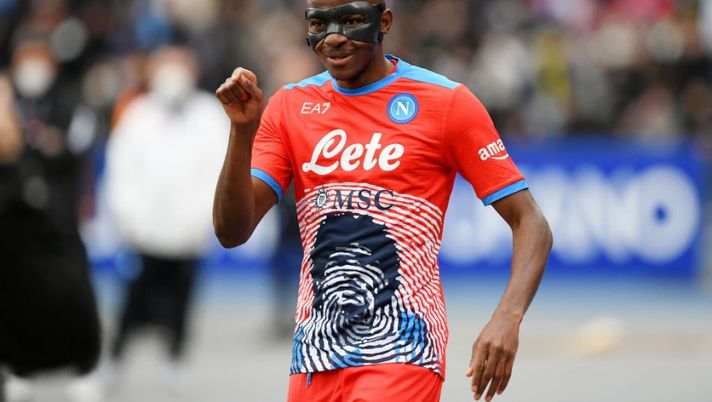 NAPLES, ITALY - MARCH 19: Victor Osimhen of SSC Napoli celebrates after scoring their team's second goal during the Serie A match between SSC Napoli and Udinese Calcio at Stadio Diego Armando Maradona on March 19, 2022 in Naples, Italy. (Photo by Francesco Pecoraro/Getty Images) Napoli, Osimhen come previsto è tornato in gruppo. Ospina, Juan Jesus, Di Lorenzo ed Elmas… - immagine 1