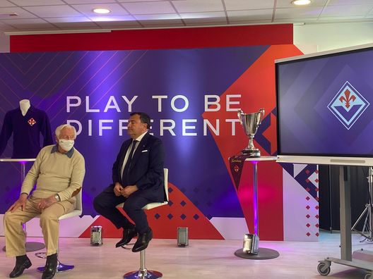 Stilizzato, con la V viola. Il nuovo logo e la speranza che giri subito l’Europa- immagine 2