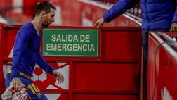 VIDEO Siviglia-Barcellona 2-0, la sfida tra Gomez e Messi: i gol di Koundé e Rakitic fanno gioire Lopetegui. Le immagini del match