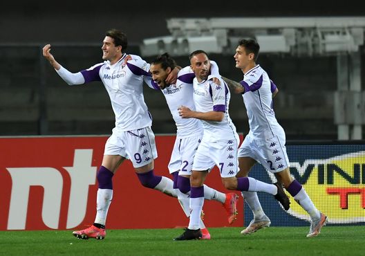 VERONA, ITALY - APRIL 20: Martin Caceres of ACF Fiorentina celebrates with Dusan Vlahovic , Franck Ribery and Lucas Martinez Quarta after scoring their team's second goal during the Serie A match between Hellas Verona FC and ACF Fiorentina at Stadio Marcantonio Bentegodi on April 20, 2021 in Verona, Italy. Sporting stadiums around Italy remain under strict restrictions due to the Coronavirus Pandemic as Government social distancing laws prohibit fans inside venues resulting in games being played behind closed doors. (Photo by Alessandro Sabattini/Getty Images) VERONA, ITALY - APRIL 20: Martin Caceres of ACF Fiorentina celebrates with Dusan Vlahovic , Franck Ribery and Lucas Martinez Quarta after scoring their team's second goal during the Serie A match between Hellas Verona FC and ACF Fiorentina at Stadio Marcantonio Bentegodi on April 20, 2021 in Verona, Italy. Sporting stadiums around Italy remain under strict restrictions due to the Coronavirus Pandemic as Government social distancing laws prohibit fans inside venues resulting in games being played behind closed doors. (Photo by Alessandro Sabattini/Getty Images)
