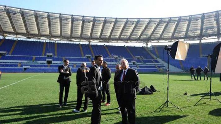 Foto ufficiale AS Roma all'Olimpico: il backstage (FOTO) - immagine 1