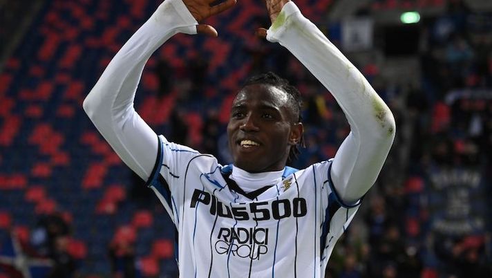 BOLOGNA, ITALY - MARCH 20: Moustapha Cissè of Atalanta BC celebrates the victory during the Serie A match between Bologna FC and Atalanta BC at Stadio Renato Dall'Ara on March 20, 2022 in Bologna, Italy. (Photo by Alessandro Sabattini/Getty Images) Cissé ancora incredulo: “Quando mi hanno detto dell’Atalanta ho pensato a uno scherzo” - immagine 1