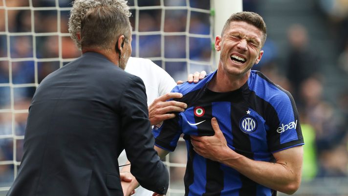 UFFICIALE – Inter, lussazione alla spalla destra per Gosens: già ridotta dai medici - immagine 1