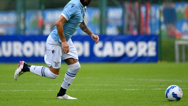 AURONZO DI CADORE, ITALY - JULY 17: Elseid Hysaj of SS Lazio in action during the friendly match SS Lazio v Top 11 Cadore on July 17, 2021 in Auronzo di Cadore, Italy. (Photo by Marco Rosi - SS Lazio/Getty Images) 