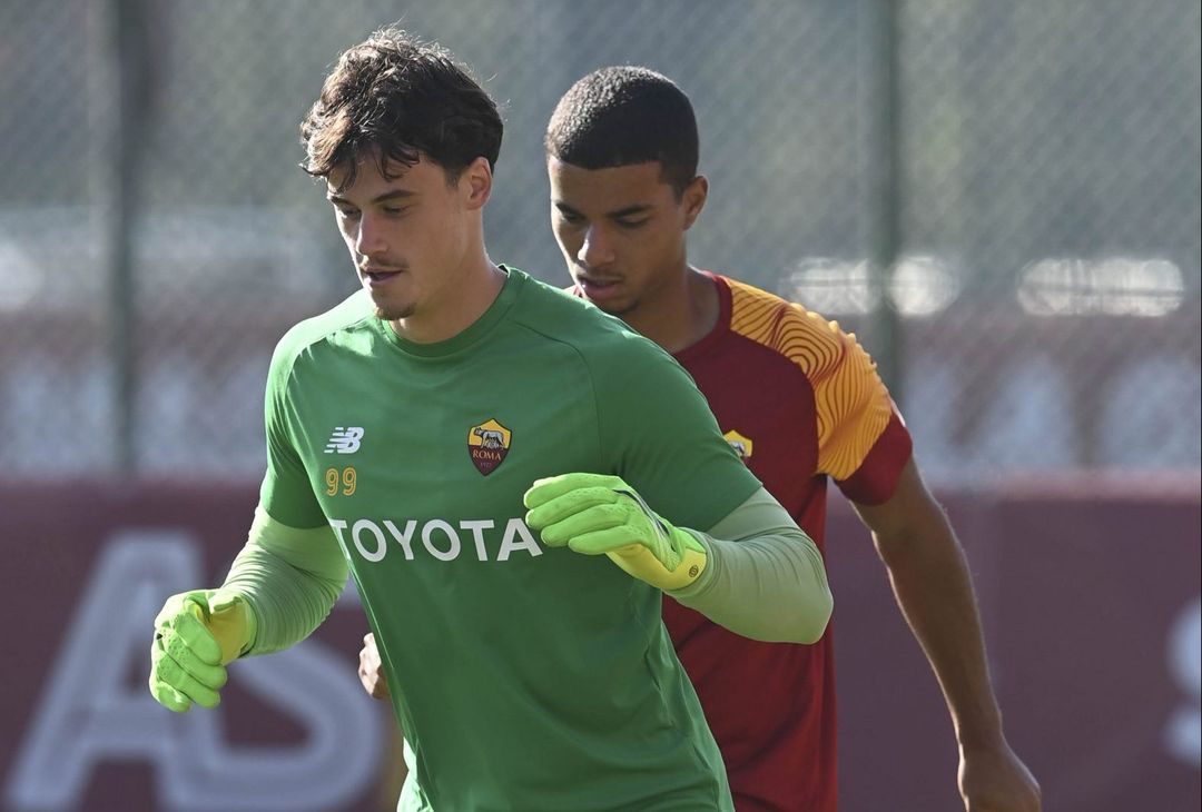 Trigoria, ripresa in vista della Samp: in campo Zaniolo e Karsdorp – FOTO GALLERY - immagine 10