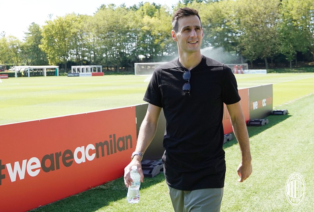 GALLERY – Kalinic al Milan: le foto dei suoi primi giorni rossoneri - immagine 13