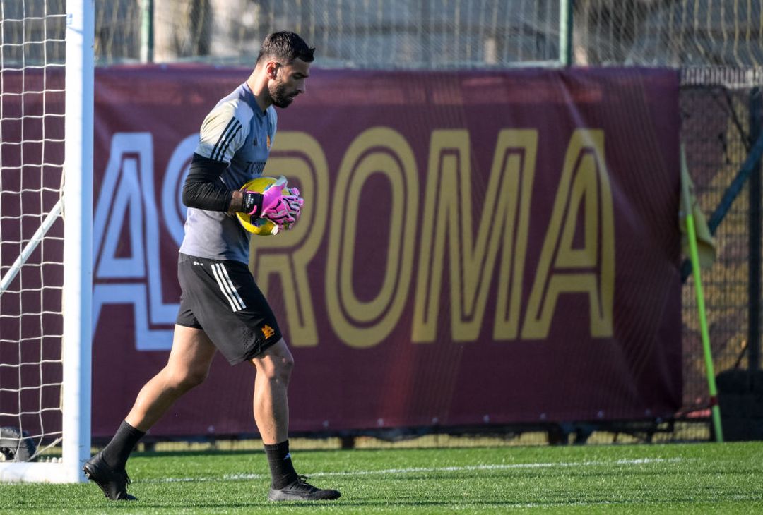 Trigoria, vigilia di Frosinone-Roma: la ‘festa’ dei compagni a Celik – FOTO GALLERY - immagine 5