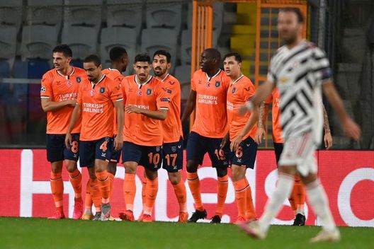 Istanbul Basaksehir's French forward Demba Ba (C) celebrates scoring his team's first goal during the UEFA Champions League football match group H, between Istanbul Basaksehir FK and Manchester United, on November 4, 2020, at the Basaksehir Fatih Terim stadium in Istanbul. (Photo by OZAN KOSE / AFP) (Photo by OZAN KOSE/AFP via Getty Images) Istanbul Basaksehir's French forward Demba Ba (C) celebrates scoring his team's first goal during the UEFA Champions League football match group H, between Istanbul Basaksehir FK and Manchester United, on November 4, 2020, at the Basaksehir Fatih Terim stadium in Istanbul. (Photo by OZAN KOSE / AFP) (Photo by OZAN KOSE/AFP via Getty Images)