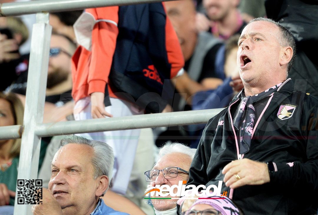 Fototifo, i tifosi allo stadio per Palermo-Virtus Entella 2-2 (gallery) - immagine 116