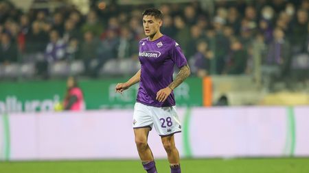 FLORENCE, ITALY - JANUARY 04: Lucas Martinez Quarta of ACF Fiorentina in action during the Serie A match between ACF Fiorentina and AC Monza at Stadio Artemio Franchi on January 4, 2023 in Florence, Italy. (Photo by Gabriele Maltinti/Getty Images)
