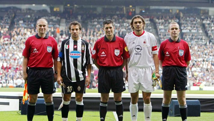 Alessandro Del Piero e Paolo Maldini nella finale di Champions League 2003 a Manchester tra Juventus e Milan (credits: GETTY Images) 