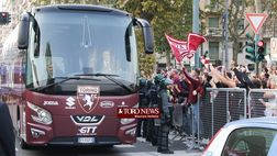 Video – Torino-Juventus: l’arrivo del pullman granata allo stadio