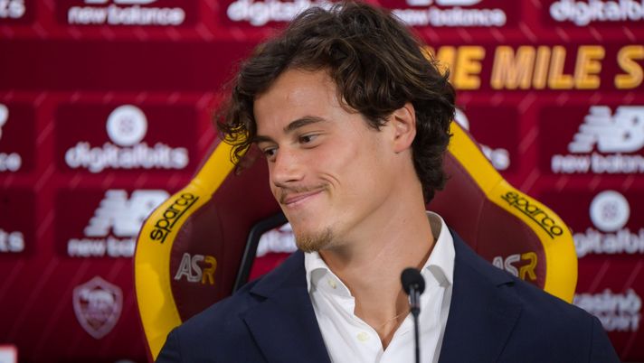 Svilar: “Da bambino avevo la maglia della Roma. Felice delle parole di Mou” - immagine 1